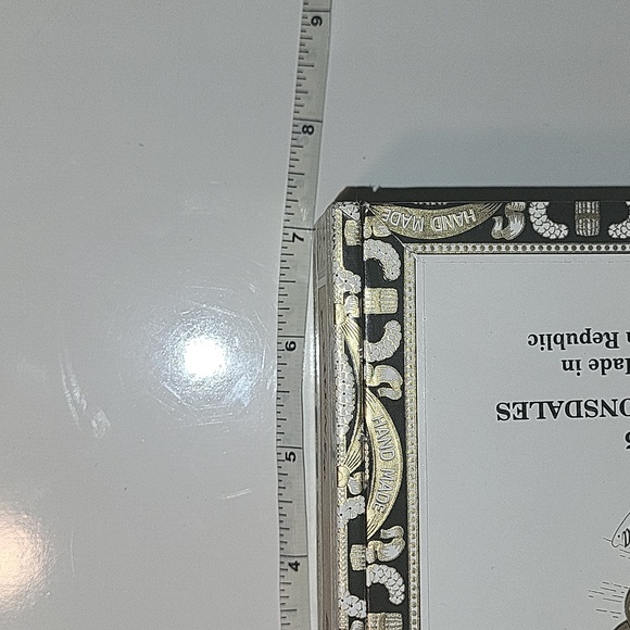 Pre-owned Empty Arturo Fuente Cigar Boxes (2) - Picture 8 of 16